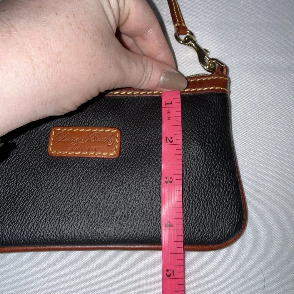 DOONEY & BOURKE BLACK PEBBLED LEATHER WRISTLET TOP HANDLE BAG PURSE WALLET